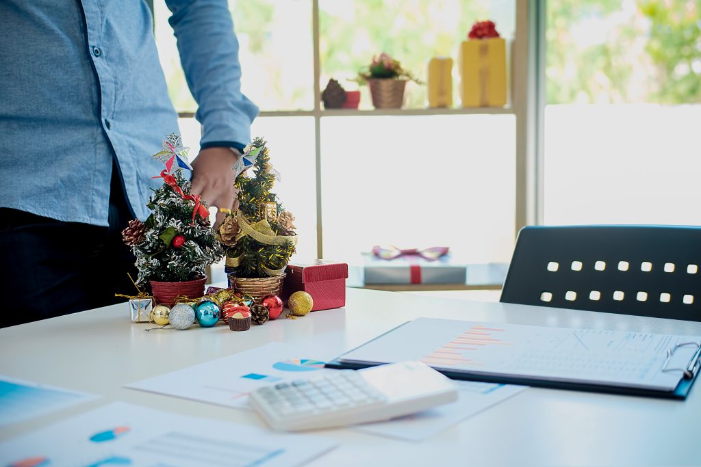 Leveraging Social Media for Holiday Marketing: Tips and Tricks - Musselwhite Marketing